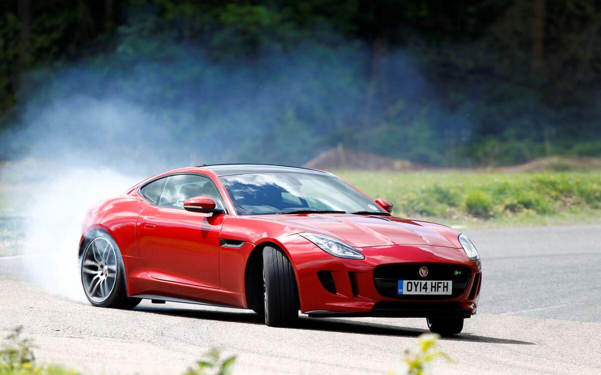 Jaguar F-type manual (2014-2019)