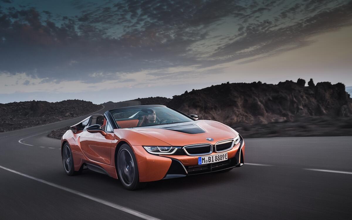 BMW i8 ($144,395)