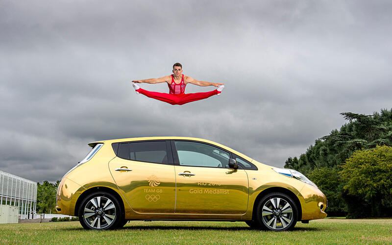 Nissan Gold Leaf (2016)