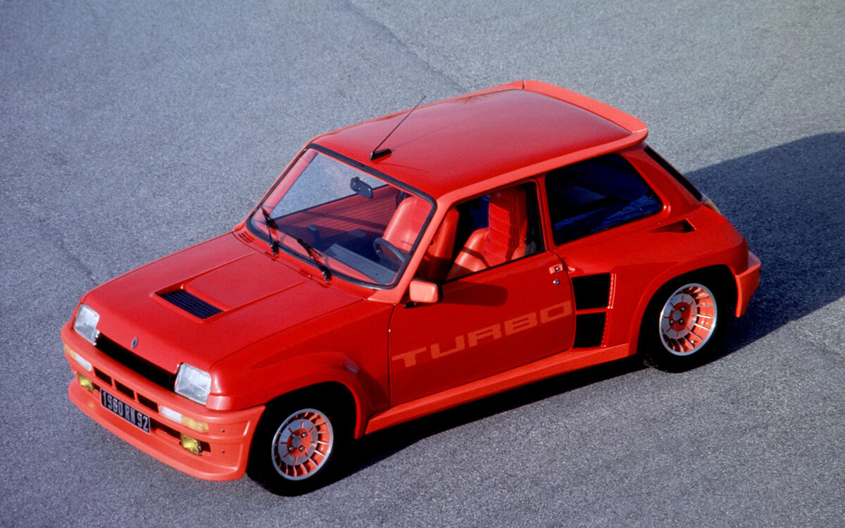 A Visual History Of 1 Years Of Renault Autocar A Visual History Of 1 Years Of Renault Autocar