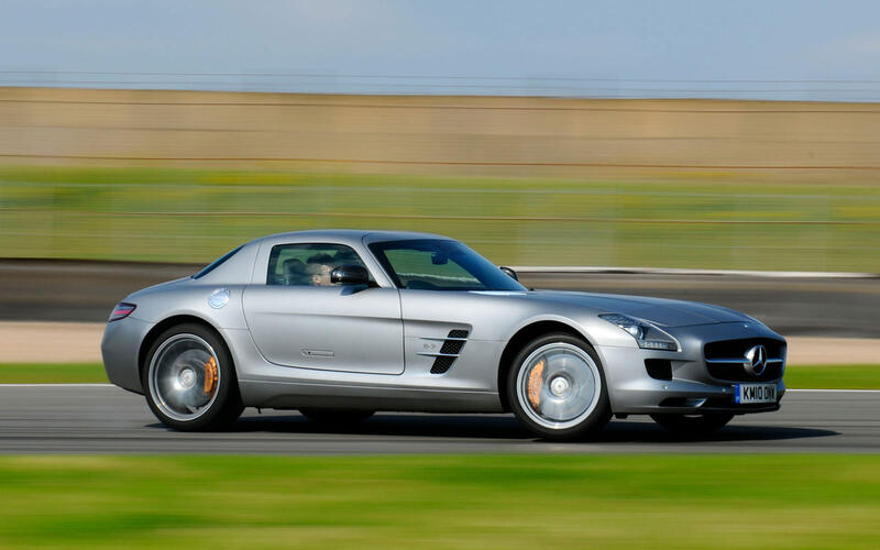  MERCEDES-BENZ SLS AMG 2010-2014 - £140,000-£200,000