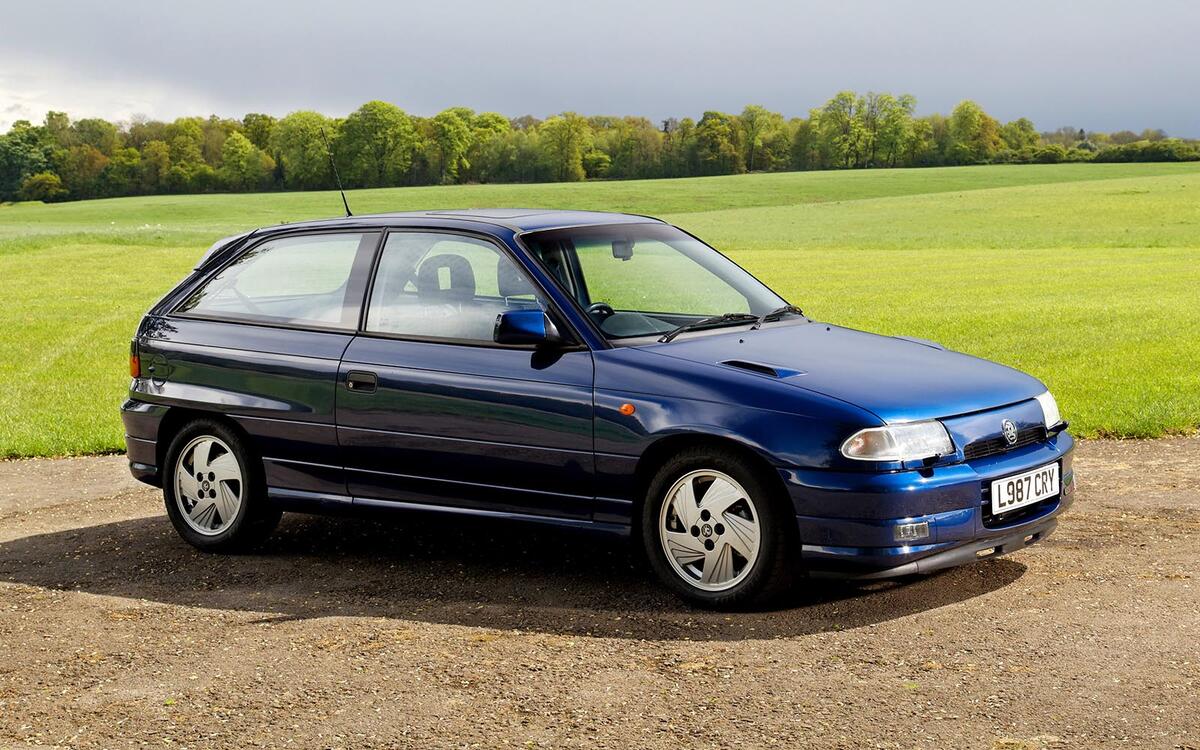 20 Great Used Vauxhall Astras Autocar 20-great-used-vauxhall-astras-autocar