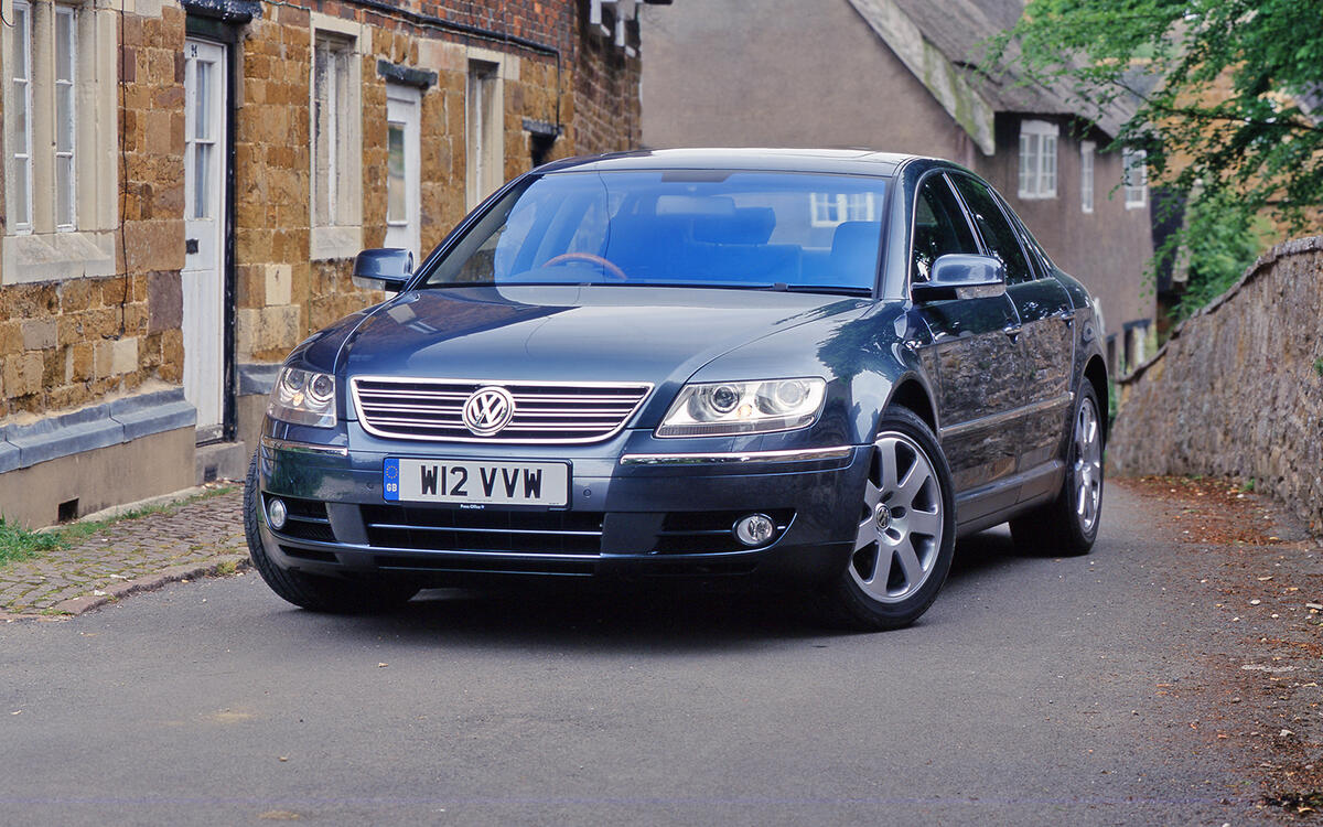 Volkswagen Phaeton W12 (2003)