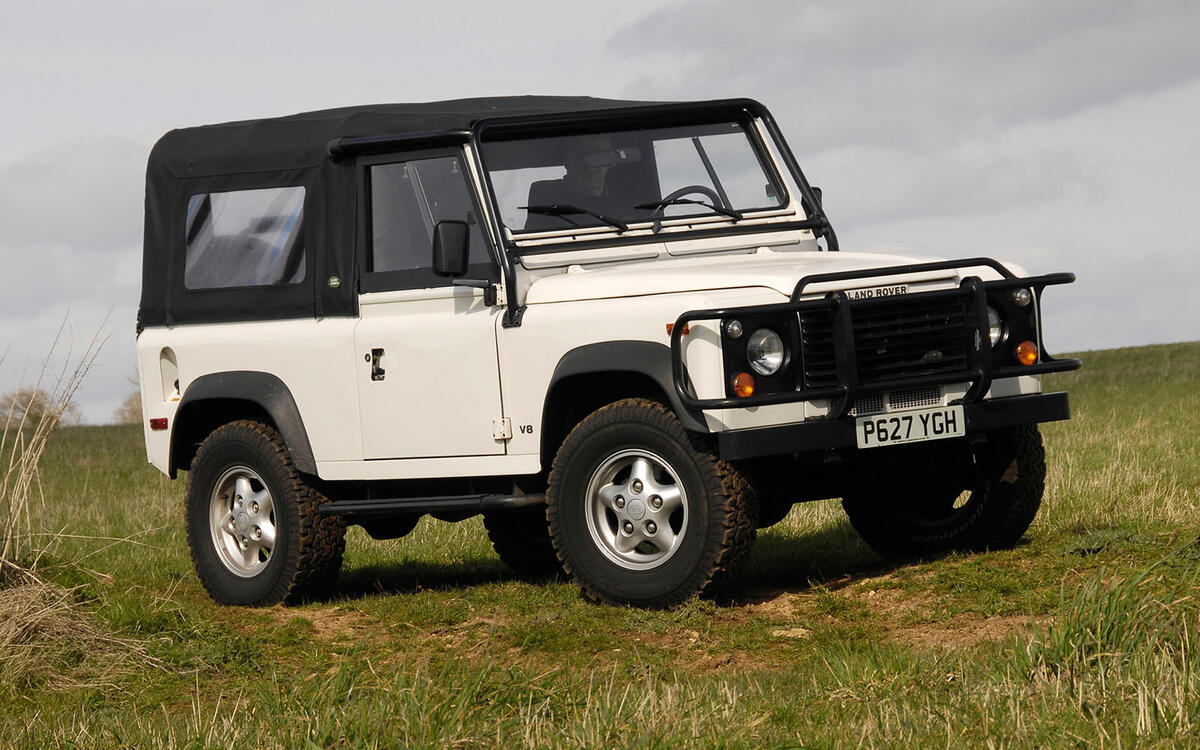 Land Rover Defender