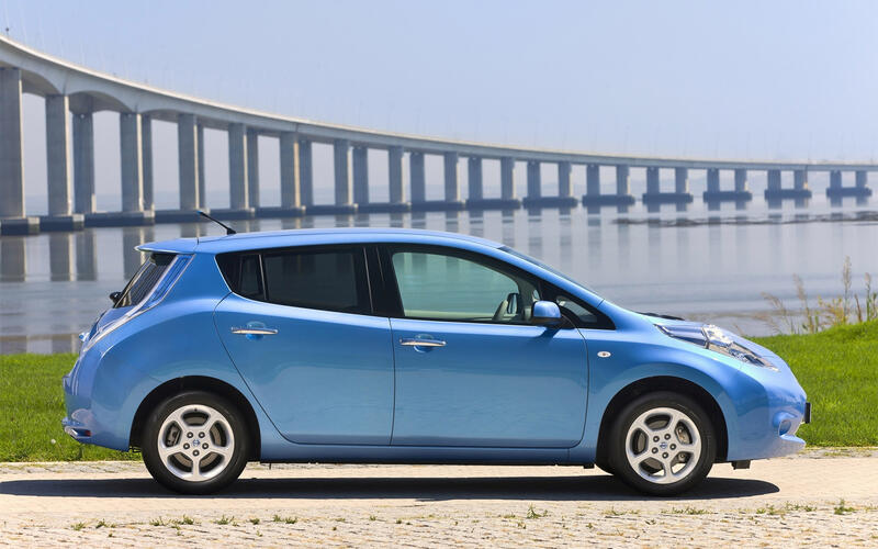2011: Nissan Leaf