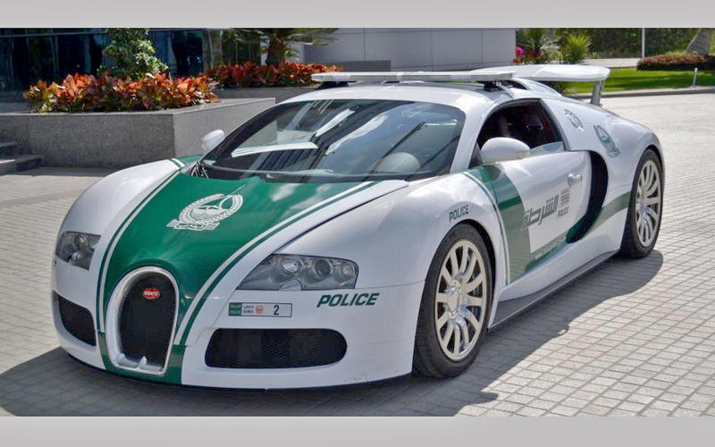 40: Bugatti Veyron (Dubai)