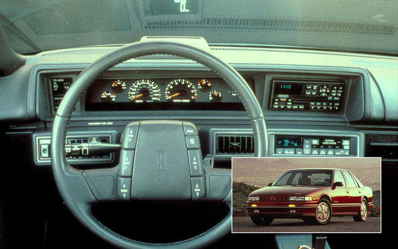 HEAD-UP DISPLAY (HUD): Oldsmobile Cutlass Supreme (1988/90)
