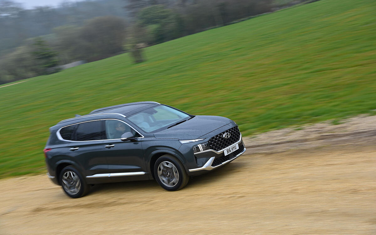 Best Large Car: Hyundai Santa Fe 