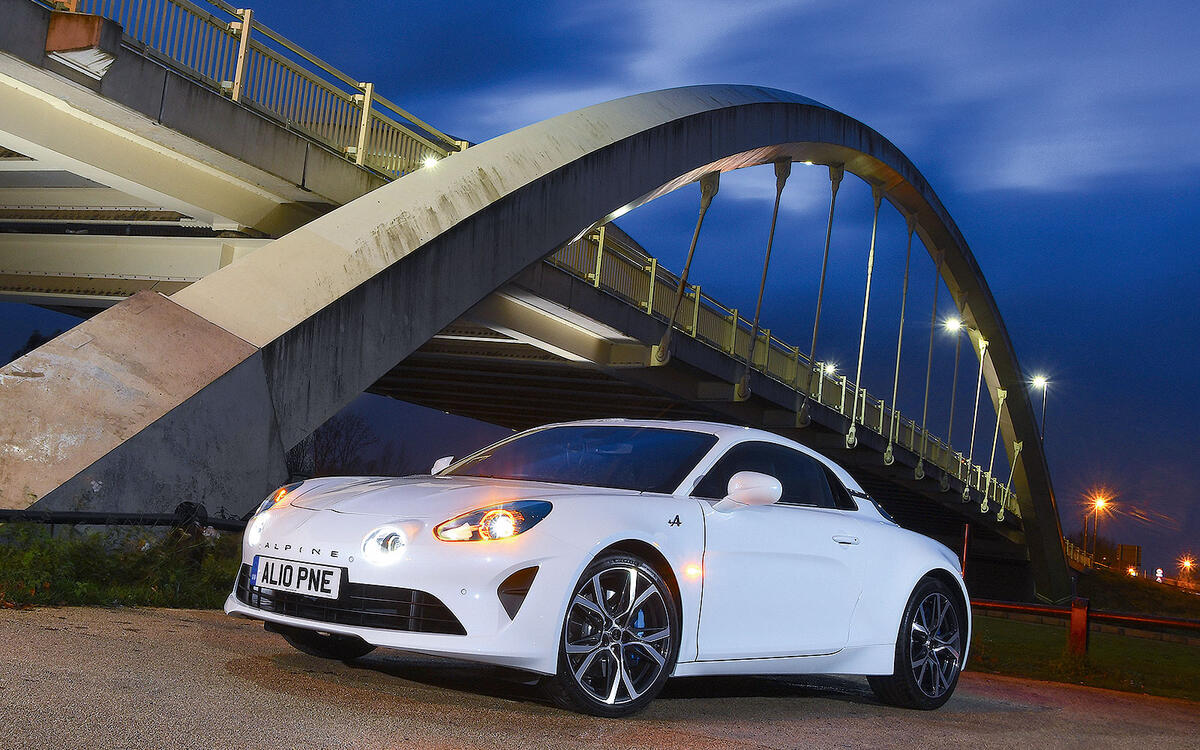 92: Alpine A110 92: Alpine A110