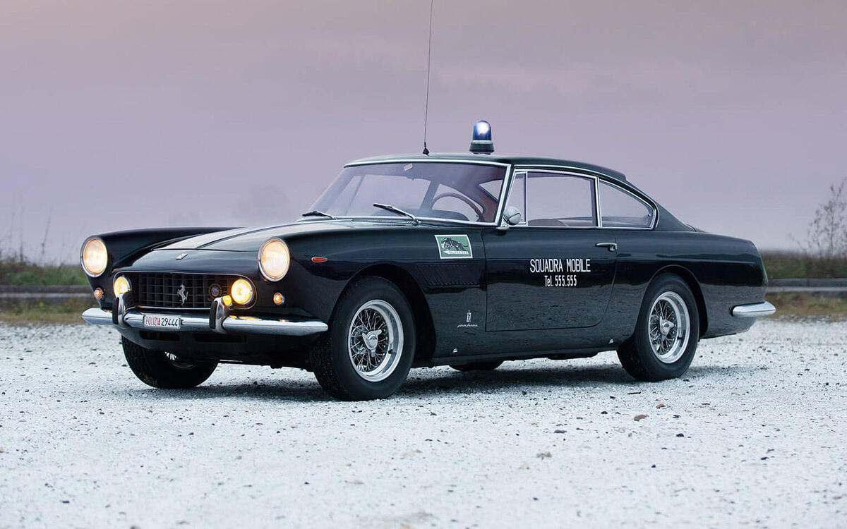 ferrari-police-250_girardo_1.jpg?itok=_c