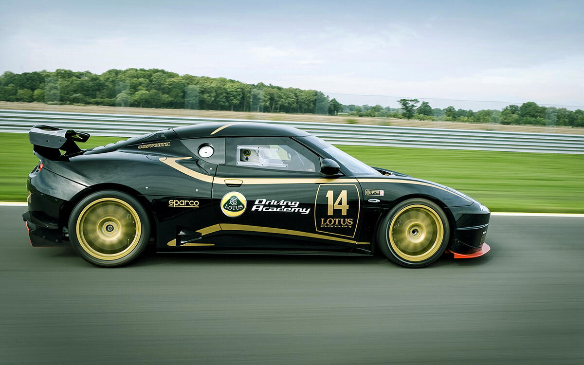 Lotus Racing Colours Lotus Racing Colours