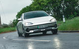 02 Hyundai Ioniq 6 RT 2023 avant virage