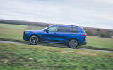 03 BMW X7 M60i RT 2023 side driving