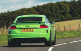 Audi TT RS en virage arrière