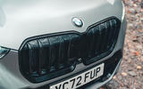 04 BMW X1 23i RT 2023 grille
