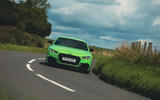 Audi TT RS en virage avant