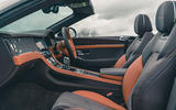 10 Bentley Continental GTC convertible RT 2023 sièges avant