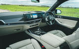 10 BMW X7 M60i RT 2023 front seats