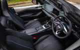 10 Mazda MX 5 RT update 2023 sièges avant cuir noir