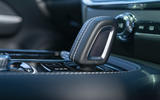 14 Volvo V60 PHEV RT 2022 gear selector