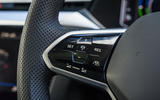 15 Volkswagen Arteon Shooting Brake 2021 RT cruise controls