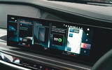16 BMW I7 RT 2023 infotainment 1
