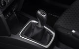 Kia Ceed 2018 road test review gear lever