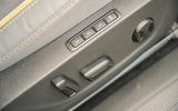 17 Skoda Enyaq IV 2021 RT seat controls