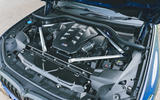 19 BMW X7 M60i RT 2023 V8 engine