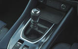 19 Nissan Qashqai 2021 RT gearstick