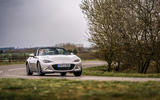 20 Mazda MX 5 RT update 2023 virage avant