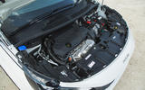 24 Peugeot 3008 2021 RT engine