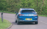 24 Volkswagen Arteon Shooting Brake 2021 RT cornering rear