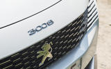 4 Peugeot 3008 2021 RT nose