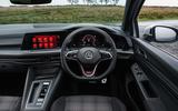 5 VW Golf GTI straightdash