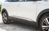 8 Peugeot 3008 2021 RT side skirts