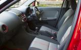 MG3 front seats