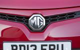 MG3 front grille