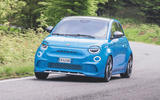 abarth 500e avis 2023 07 panoramique avant