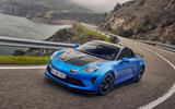 alpine a110r first drive 2023 18 action sur la route