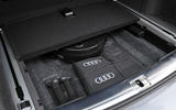 Audi Q5 under floor storage