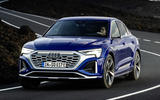 audi sq8 e tron 01 suivi avant