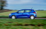 dacia sandero essai routier 2023 02 panoramique latéral