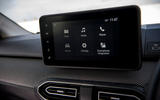 dacia sandero essai routier 2023 06 infotainment