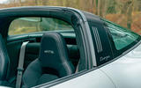 10-porsche-911-targa-4-GTS-seats