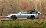 19-porsche-911-targa-4-GTS-static-roof
