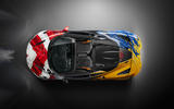 McLaren 750S с тройной короной выше