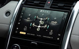 10 Land Rover Discovery D300 2021 UK first drive review off road info