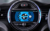 Mini Cooper 5dr 2018 UK review infotainment