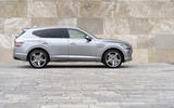 142 Genesis GV80 RHD Savile Silver